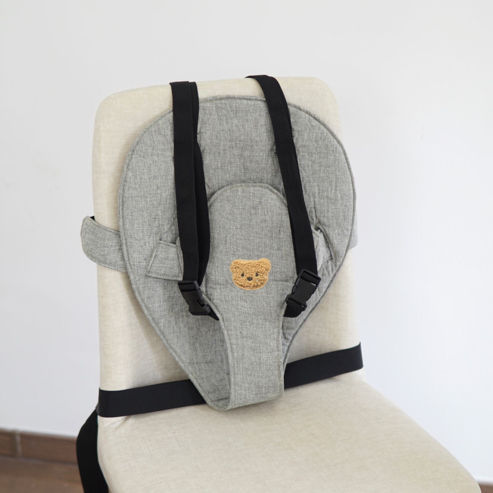 Rehausseur de chaise portable rembourré avec harnais de sécurité pour bébé