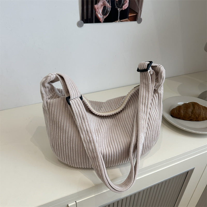 Sac hobo en velours côtelé