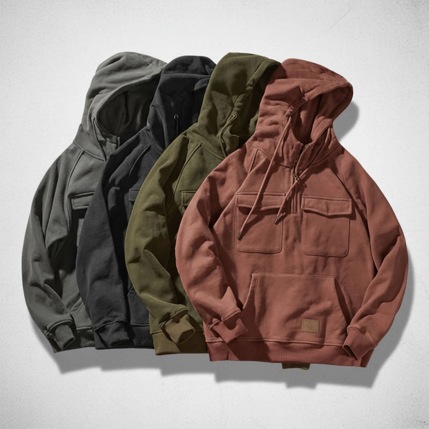 Sweat à capuche homme demi-zip avec doublure polaire brossée, poches poitrine à rabat et poche kangourou, 5 coloris, tai