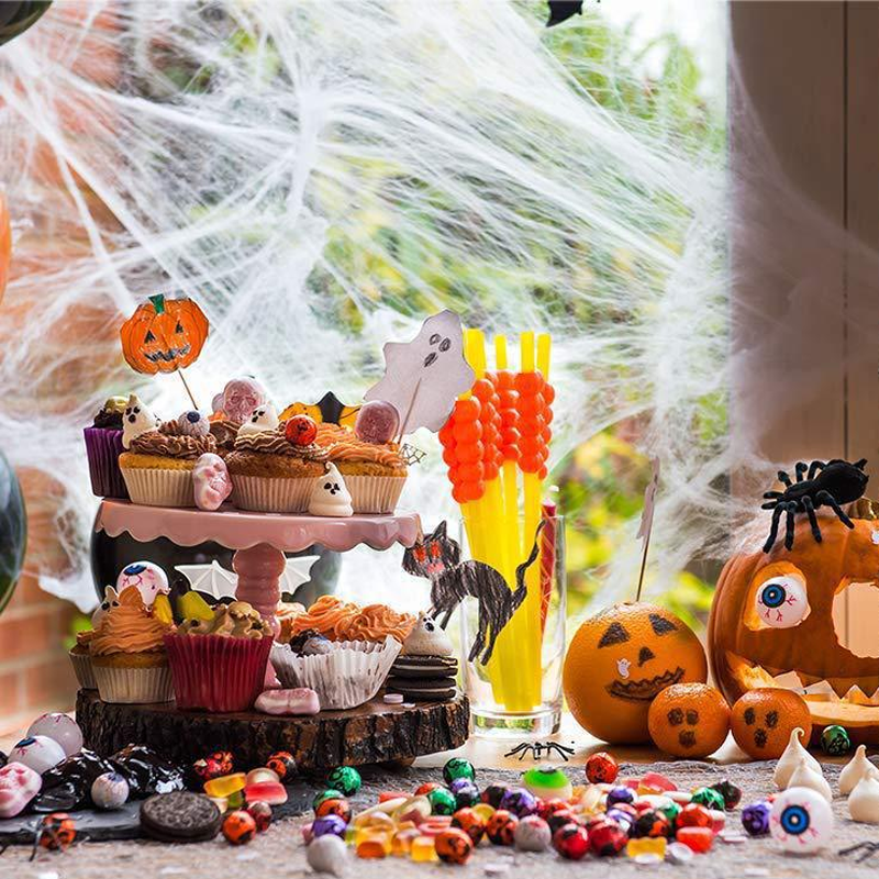 Toile d'araignée géante pour Halloween 700 × 550 cm avec piquets et crochet, araignée noire poilue 30 cm aux yeux rouges