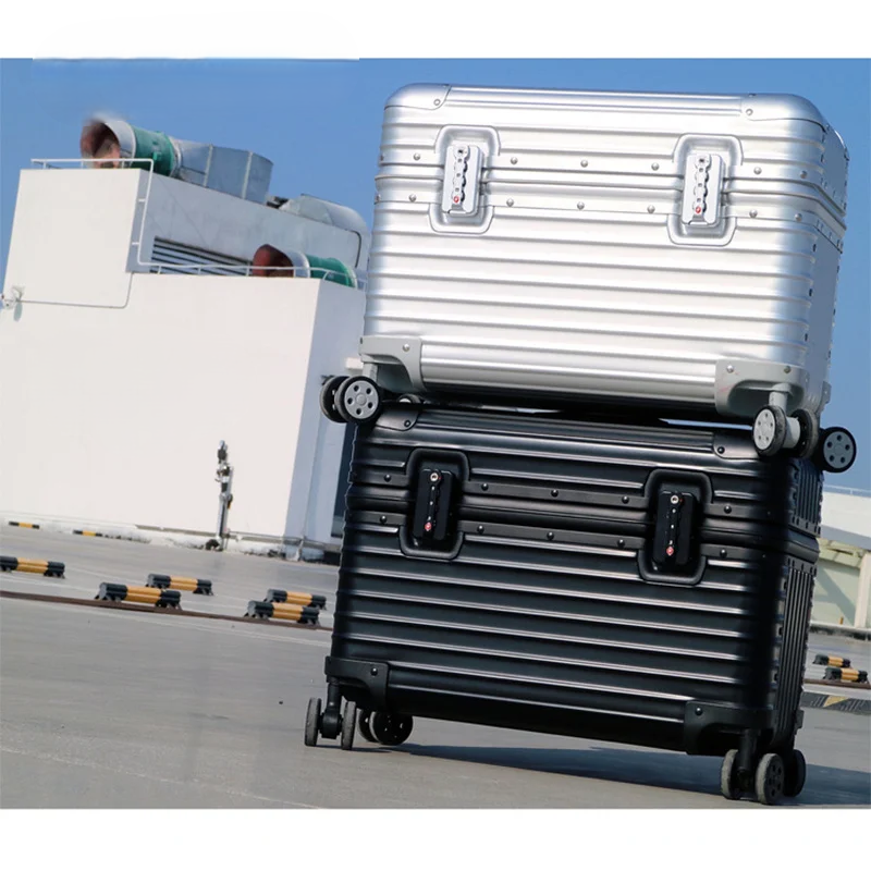 Valise rigide Monaco en alliage aluminium-magnésium avec roues pivotantes 360°