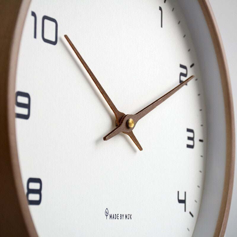 Horloge murale scandinave en bois – Horloge silencieuse · Horloge minimaliste · Accents naturels pour le salon, la chambre à coucher, le bureau · Suivi du temps élégant · Design élégant | Sansotis