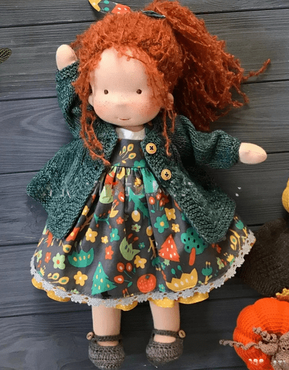Poupée Artisanale en Tissu Doux - Jouet Créatif pour Enfants