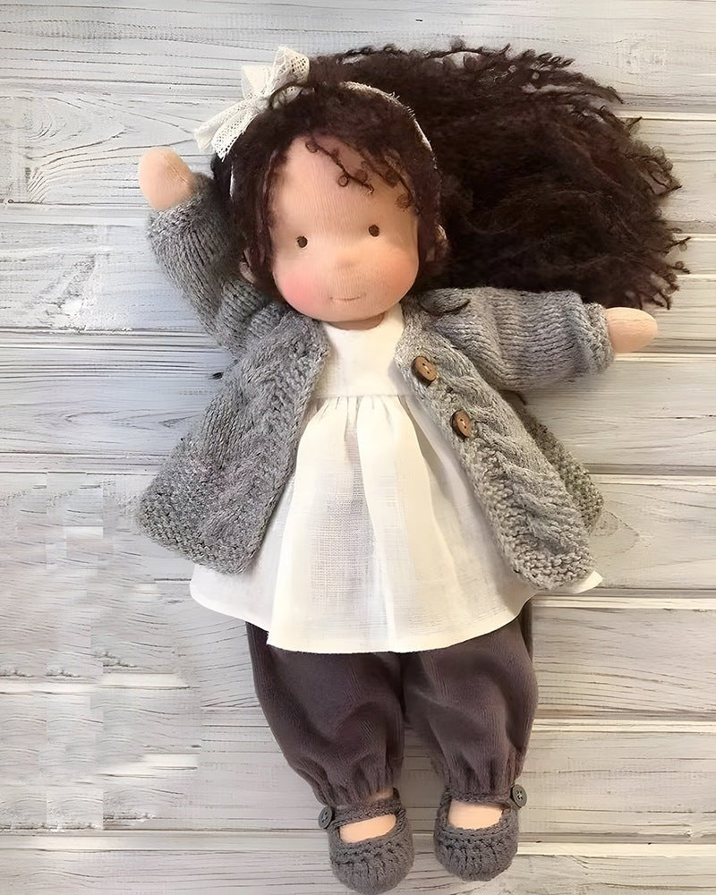 Poupée Artisanale en Tissu Doux - Jouet Créatif pour Enfants