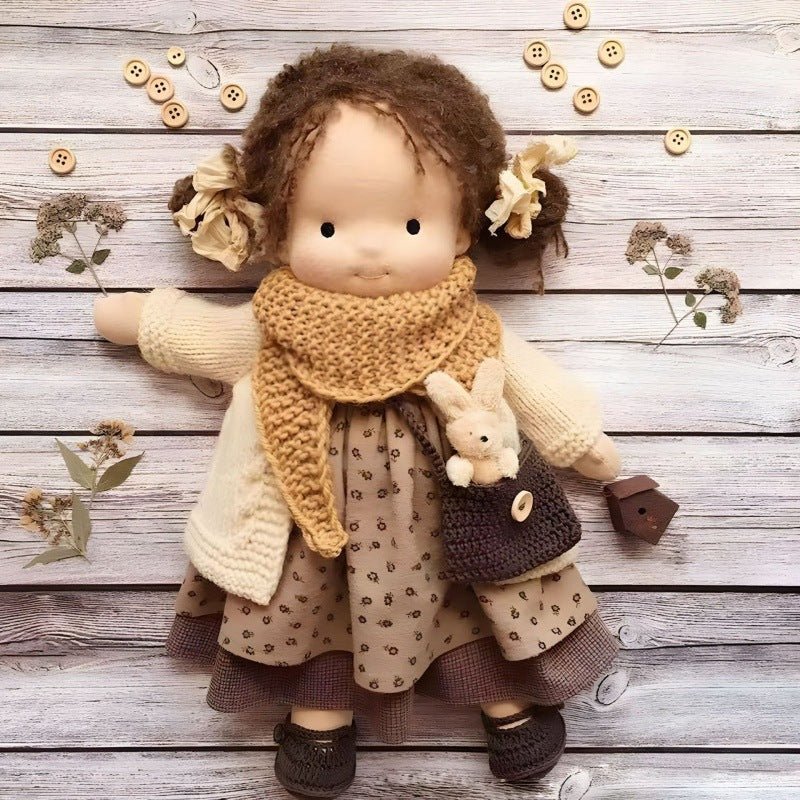 Poupée Artisanale en Tissu Doux - Jouet Créatif pour Enfants