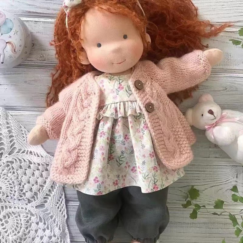 Poupée Artisanale en Tissu Doux - Jouet Créatif pour Enfants