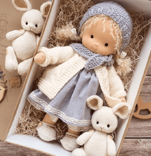 Poupée Artisanale en Tissu Doux - Jouet Créatif pour Enfants