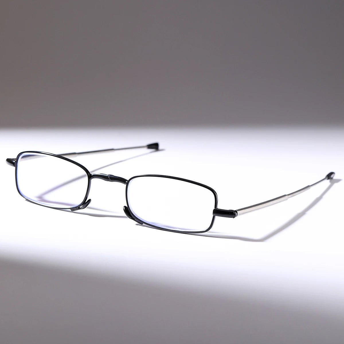 Lunettes de lecture pliables avec des verres à haute clarté
