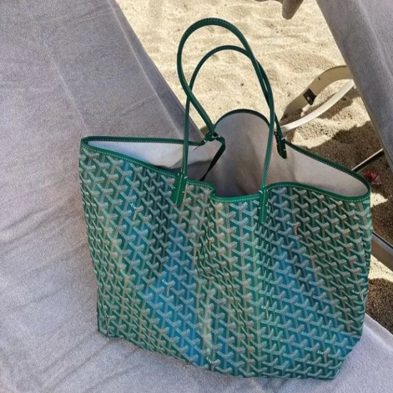 Sac à Main Élégant pour Femme – Grand et Polyvalent