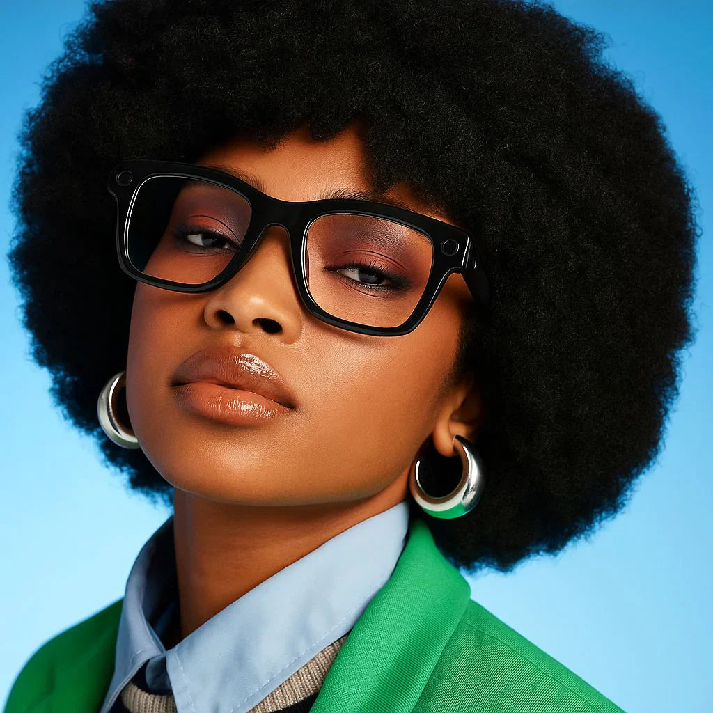 Lunettes Connectées VisionPro™ – Caméra HD, Audio Immersif & Protection Visuelle