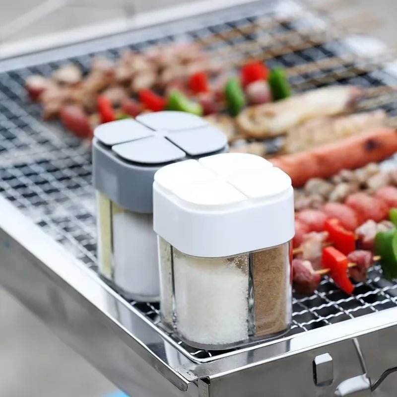 Distributeur d'épices de voyage 4-en-1, compact et durable pour les repas en camping