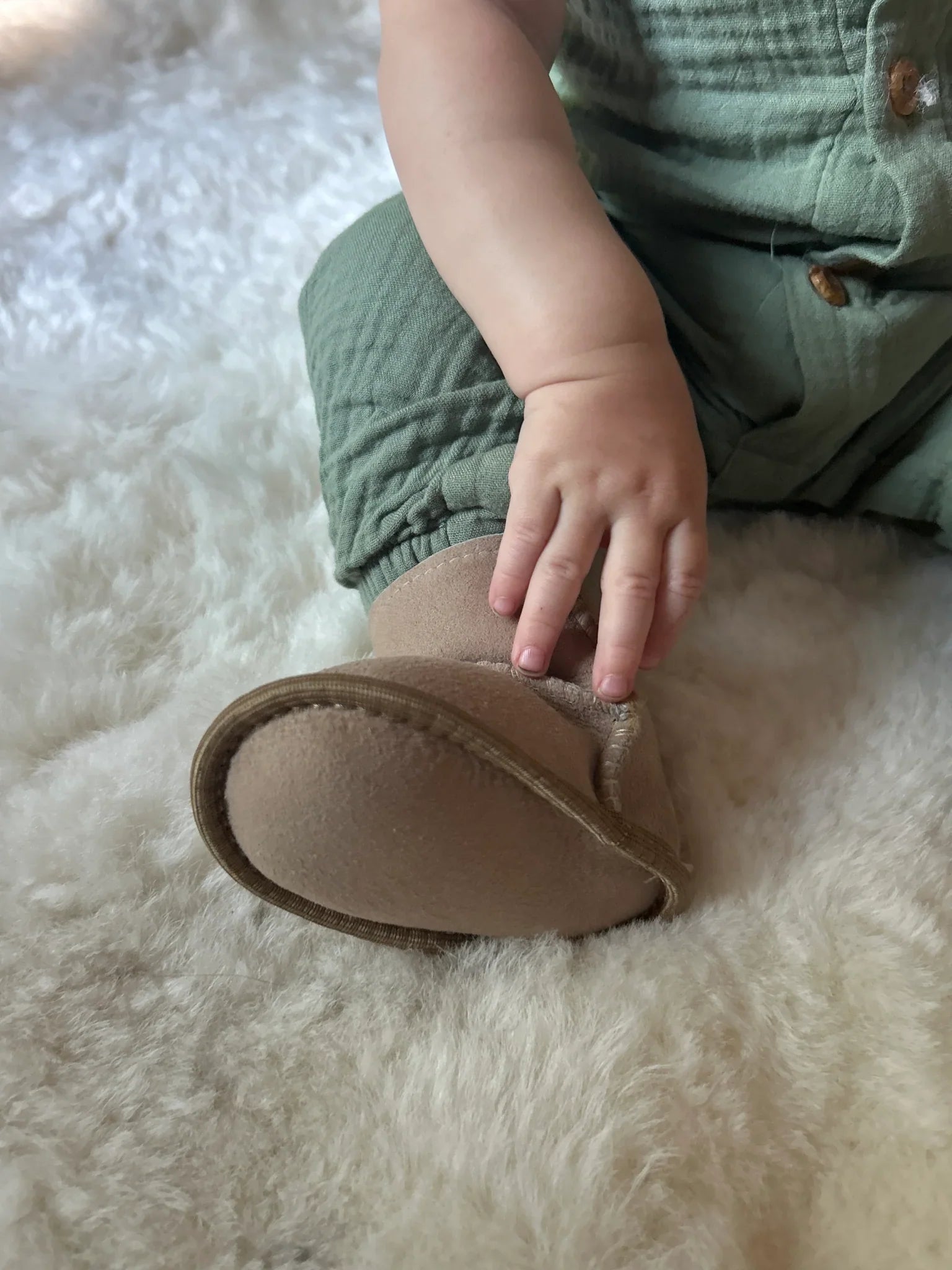 Chaussons Bébé en Peau de Mouton Naturelle