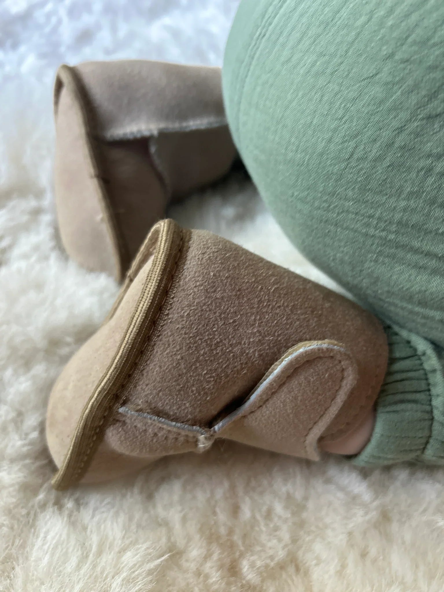 Chaussons Bébé en Peau de Mouton Naturelle
