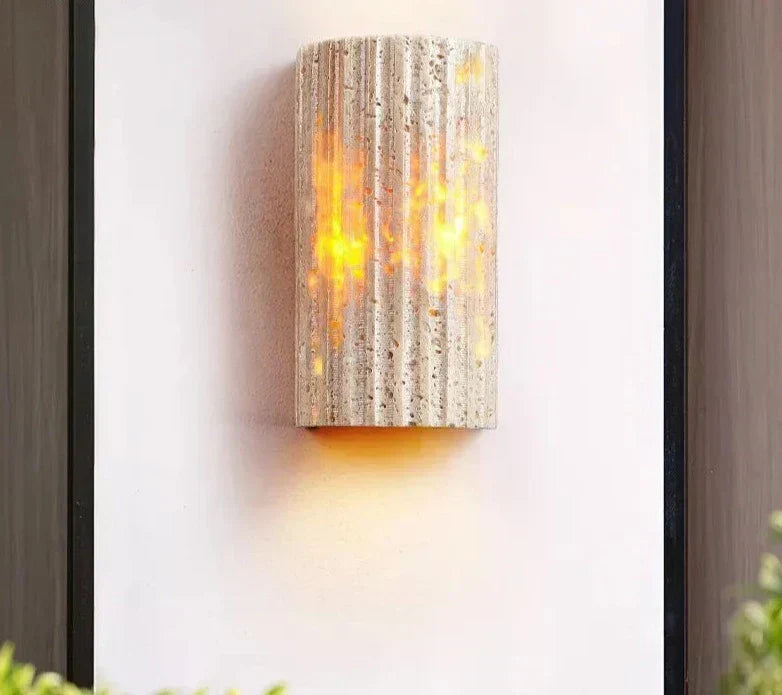 Applique murale Aurora Stone avec une lueur intérieure chaleureuse pour des maisons confortables