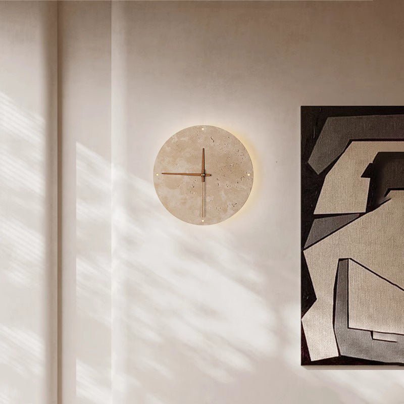 Réveillez votre espace avec l'horloge murale Wabi-sabi en travertin